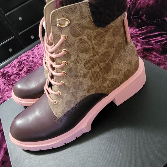 COACH Lorimer Bootie - Picture 4 of 10